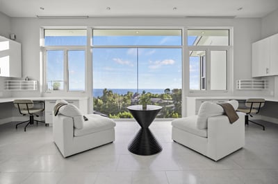 Luxury Villa Photo #34