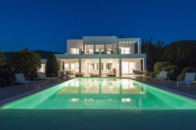 Luxury Villa Photo #7