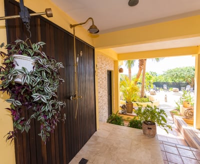 Luxury Villa Photo #8