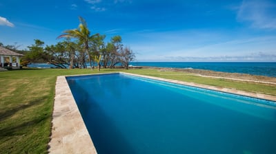 Luxury Villa Photo #2