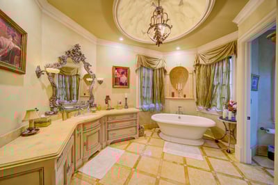 Luxury Villa Photo #56