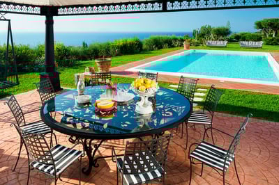 Luxury Villa Photo #6