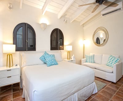 Luxury Villa Photo #18