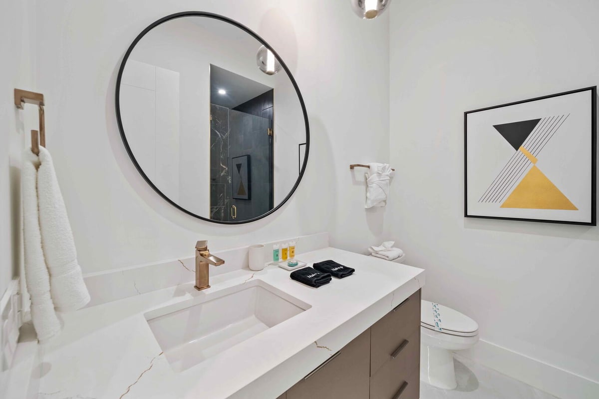 Reunion Royale Retreat