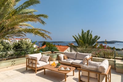Luxury Villa Photo #29