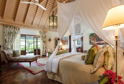 Luxury Villa Photo #35