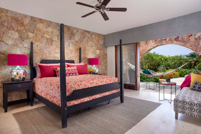 Luxury Villa Photo #38