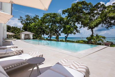 Luxury Villa Photo #3