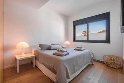 Luxury Villa Photo #26