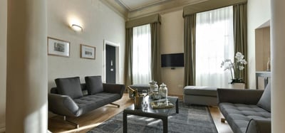 Luxury Villa Photo #2