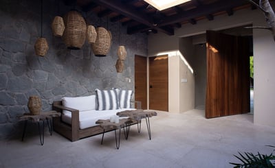 Luxury Villa Photo #6