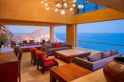 Luxury Villa Photo #12