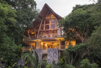 Punta Sayulita,Tree House