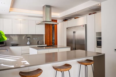 Luxury Villa Photo #20
