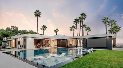 Luxury Villa Photo #5