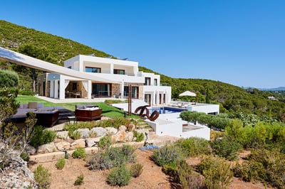 Luxury Villa Photo #10