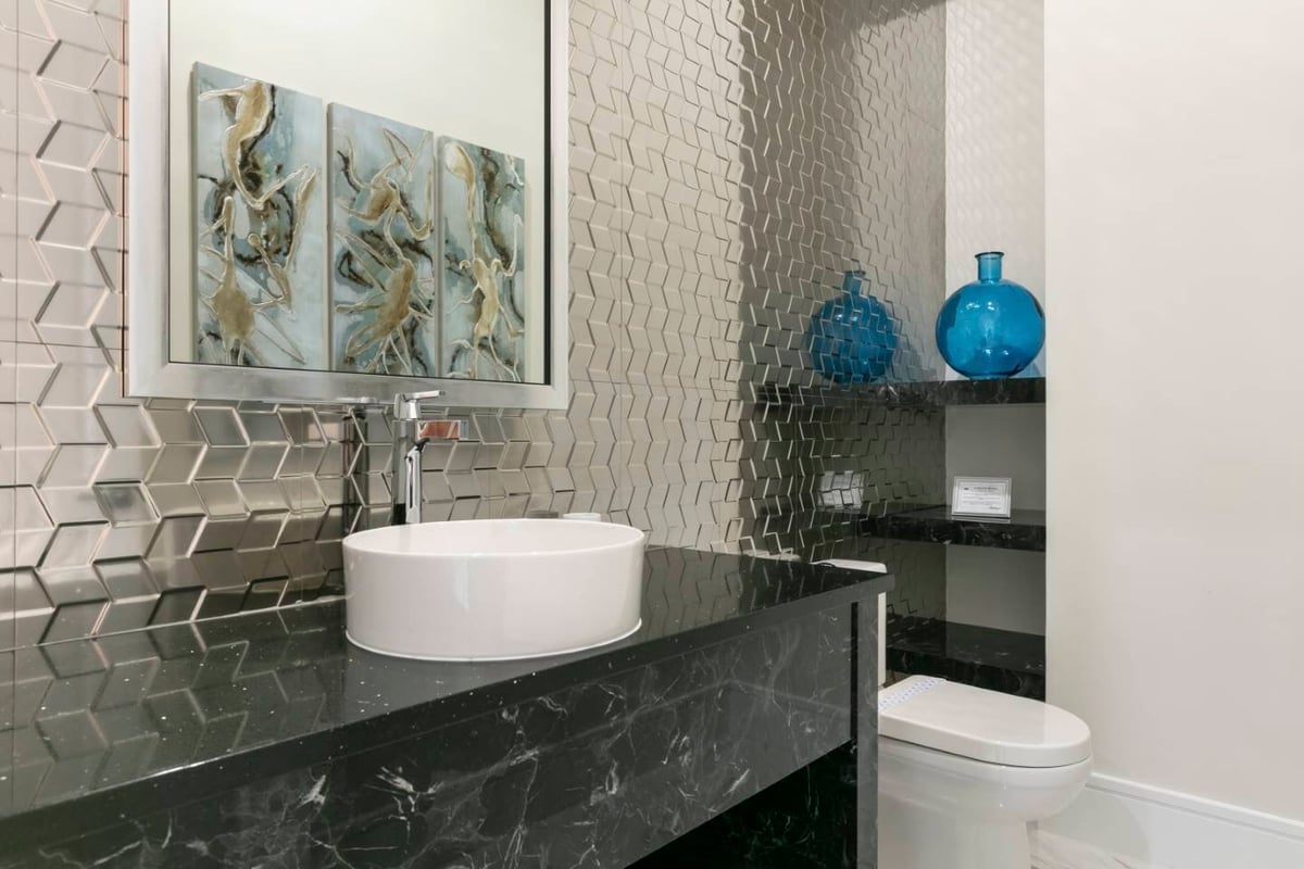 Contemporary Elegance Estate