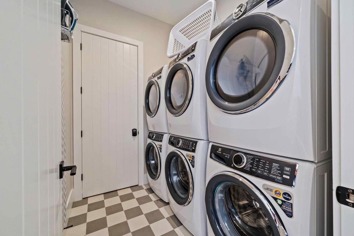 Galactic Odyssey Estate