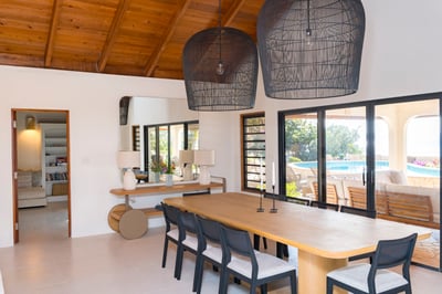 Luxury Villa Photo #14