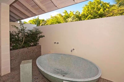 Luxury Villa Photo #21