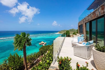 Luxury Villa Photo #4