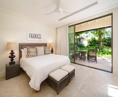 Luxury Villa Photo #18