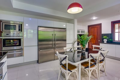 Luxury Villa Photo #36