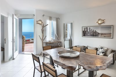 Luxury Villa Photo #43