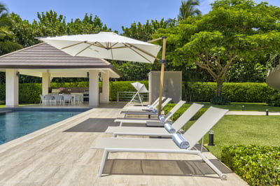 Villa Mariposa - Golfview Luxury Estate