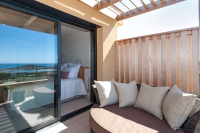 Luxury Villa Photo #10