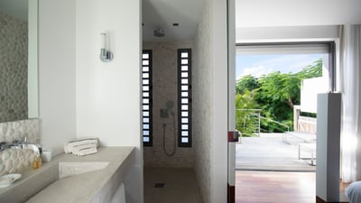 Luxury Villa Photo #52