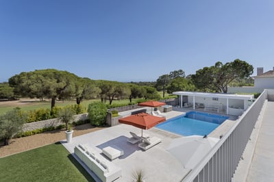Luxury Villa Photo #8