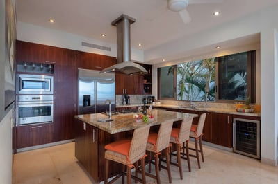 Luxury Villa Photo #21