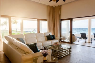Luxury Villa Photo #14