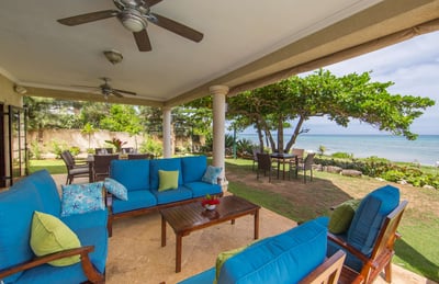 Luxury Villa Photo #8