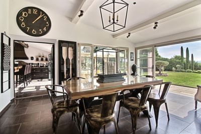 Luxury Villa Photo #20