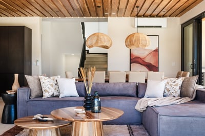 Luxury Villa Photo #18