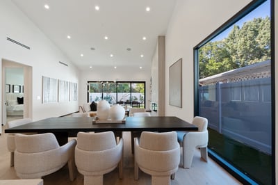 Luxury Villa Photo #26