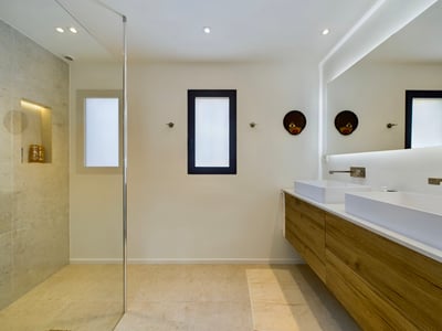 Luxury Villa Photo #25
