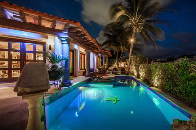 Luxury Villa Photo #7