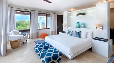 Luxury Villa Photo #12