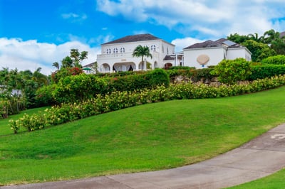 Luxury Villa Photo #18