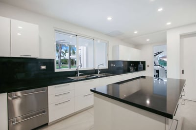Luxury Villa Photo #19