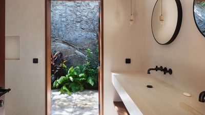 Luxury Villa Photo #25