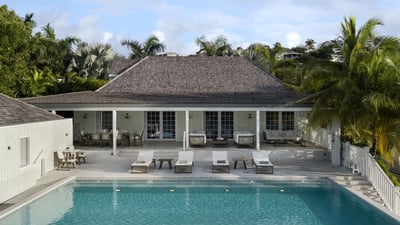 Luxury Villa Photo #15