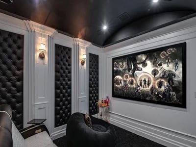 Luxury Villa Photo #28