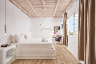 Luxury Villa Photo #35