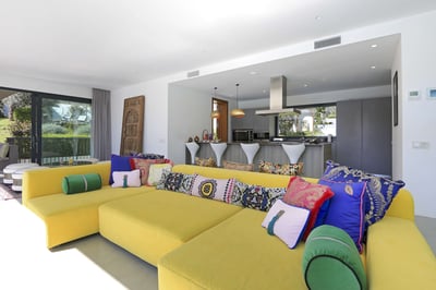 Luxury Villa Photo #12
