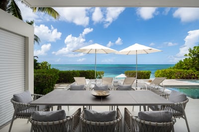 Luxury Villa Photo #9