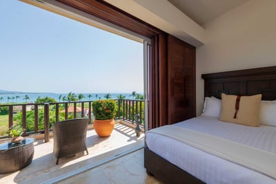 Luxury Villa Photo #36